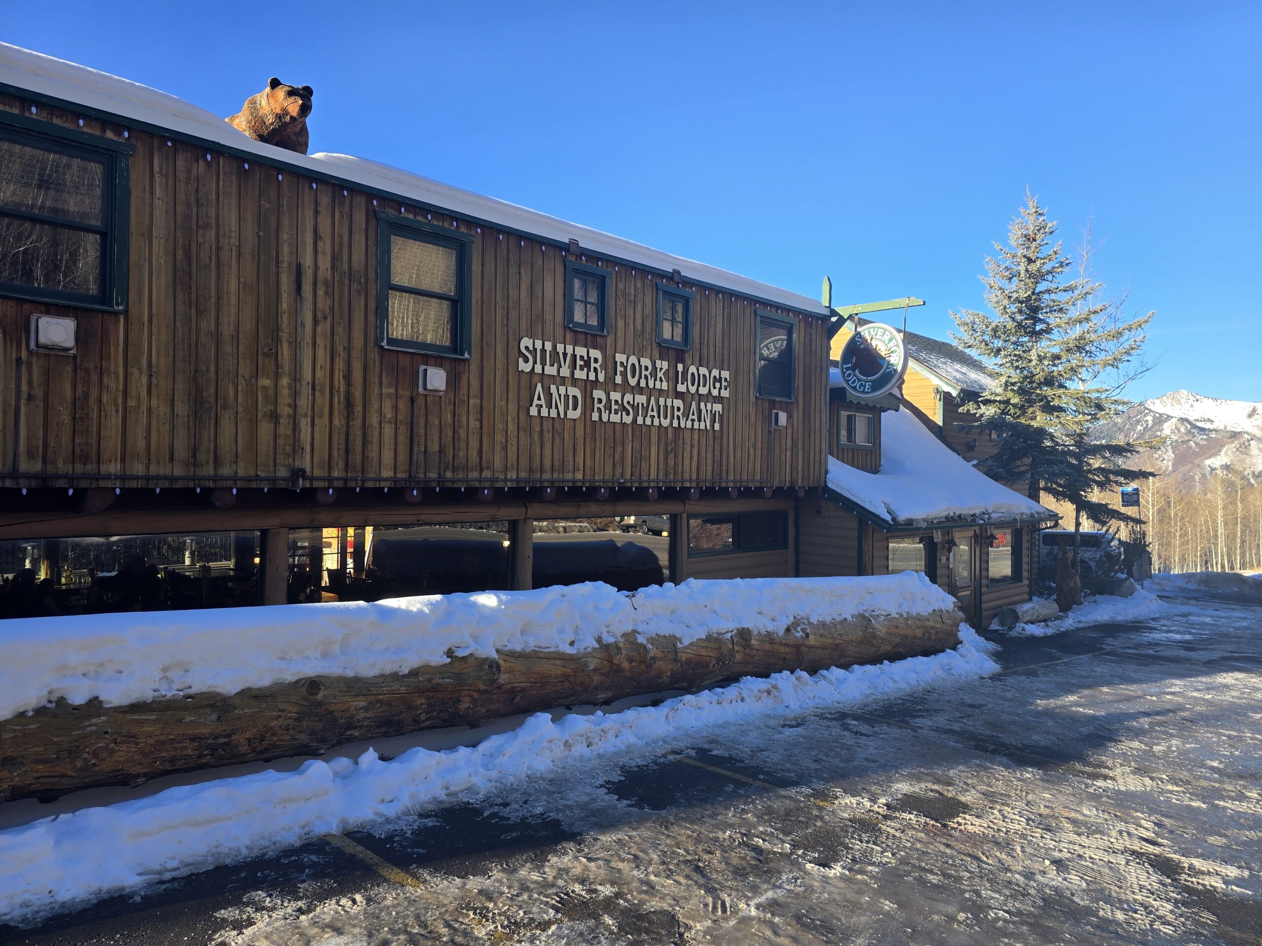 Silver Lake Lodge